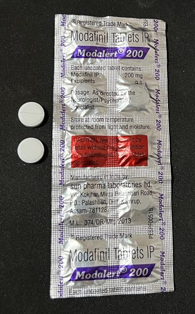Modafinil 200 mg tablets (Modalert), blister and tablets