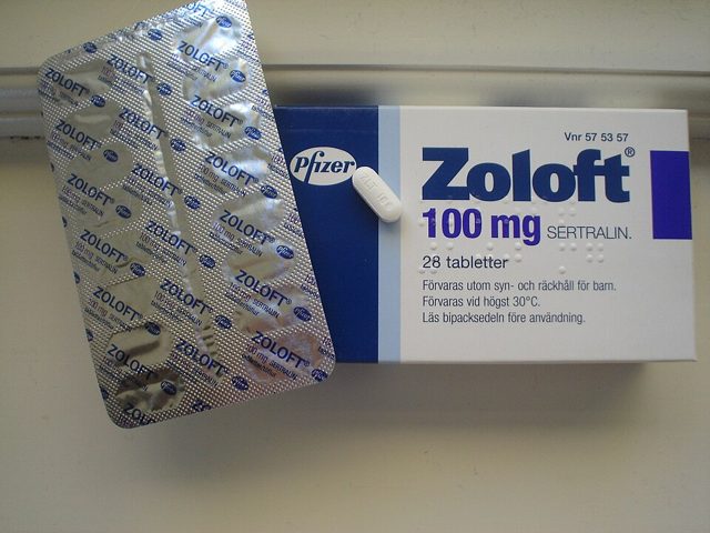 Zoloft (sertraline) 100 mg, box and blister
